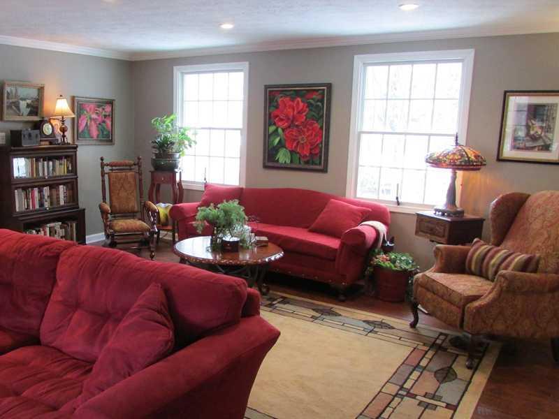 282 Shafer Road Coraopolis, PA 15108 - Photo 6 of 25 Gallery Image 6