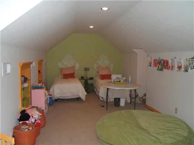 3912 Walnut Grove Road Memphis, TN 38111 - Photo 12 of 12 Newly redone upstairs with this bedroom/bonus room and full bath.