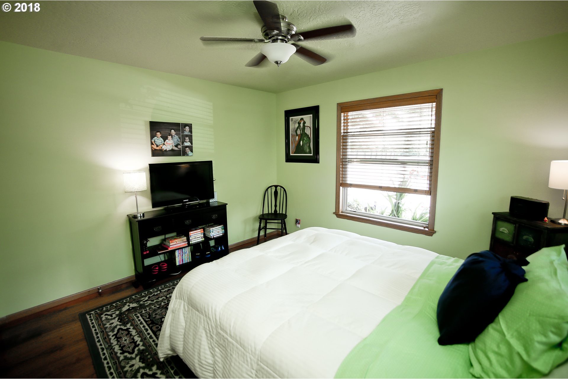 2986 Gilham Road Eugene, OR 97408 - Photo 14 of 32 Gallery Image 14