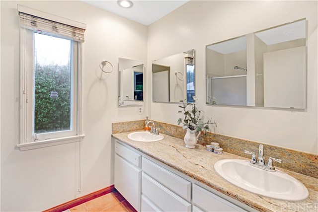 10508 Redmont Avenue Tujunga, CA 91042 - Photo 15 of 23