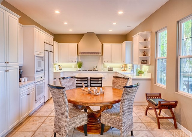 24607 Garland Drive Valencia, CA 91355 - Photo 7 of 20