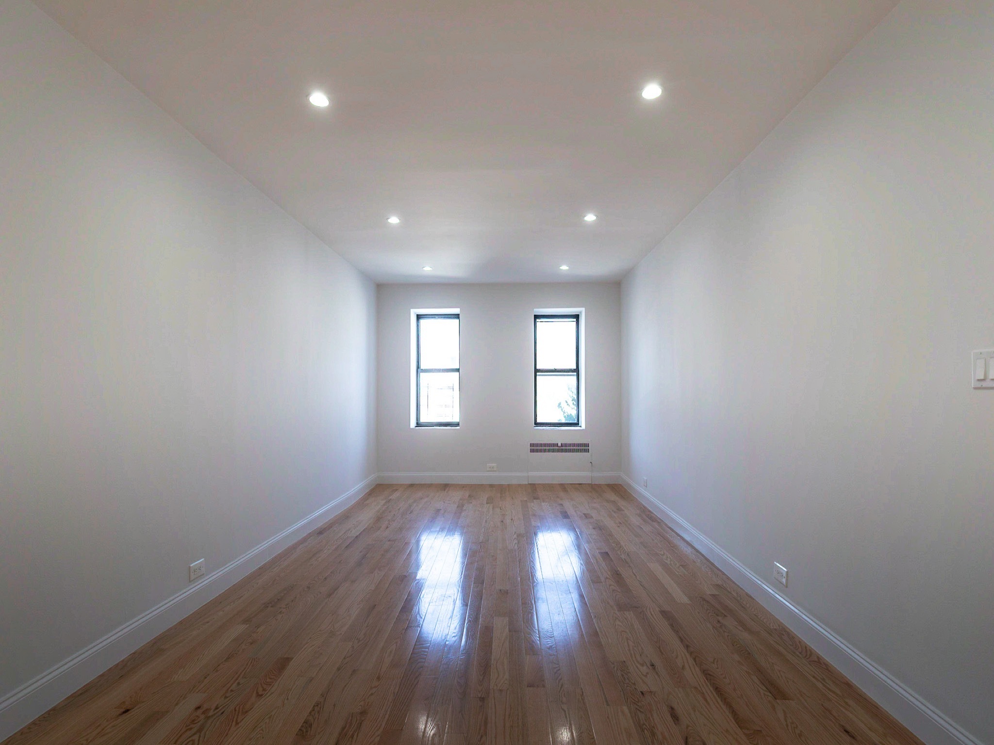 160 Beach 117th Street, Unit 1K Queens, NY 11694 - Photo 6 of 11