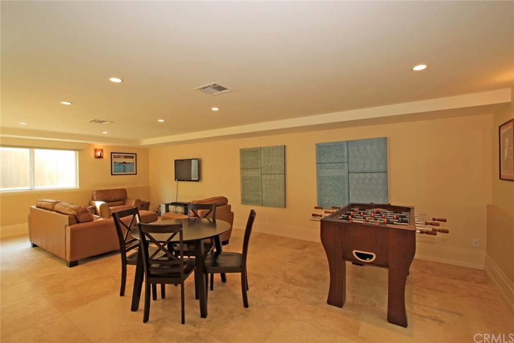 2129 Ocean Drive Oxnard, CA 93035 - Photo 55 of 71