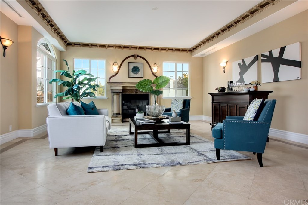 22436 North Summit Ridge Circle Chatsworth, CA 91311 - Photo 3 of 39