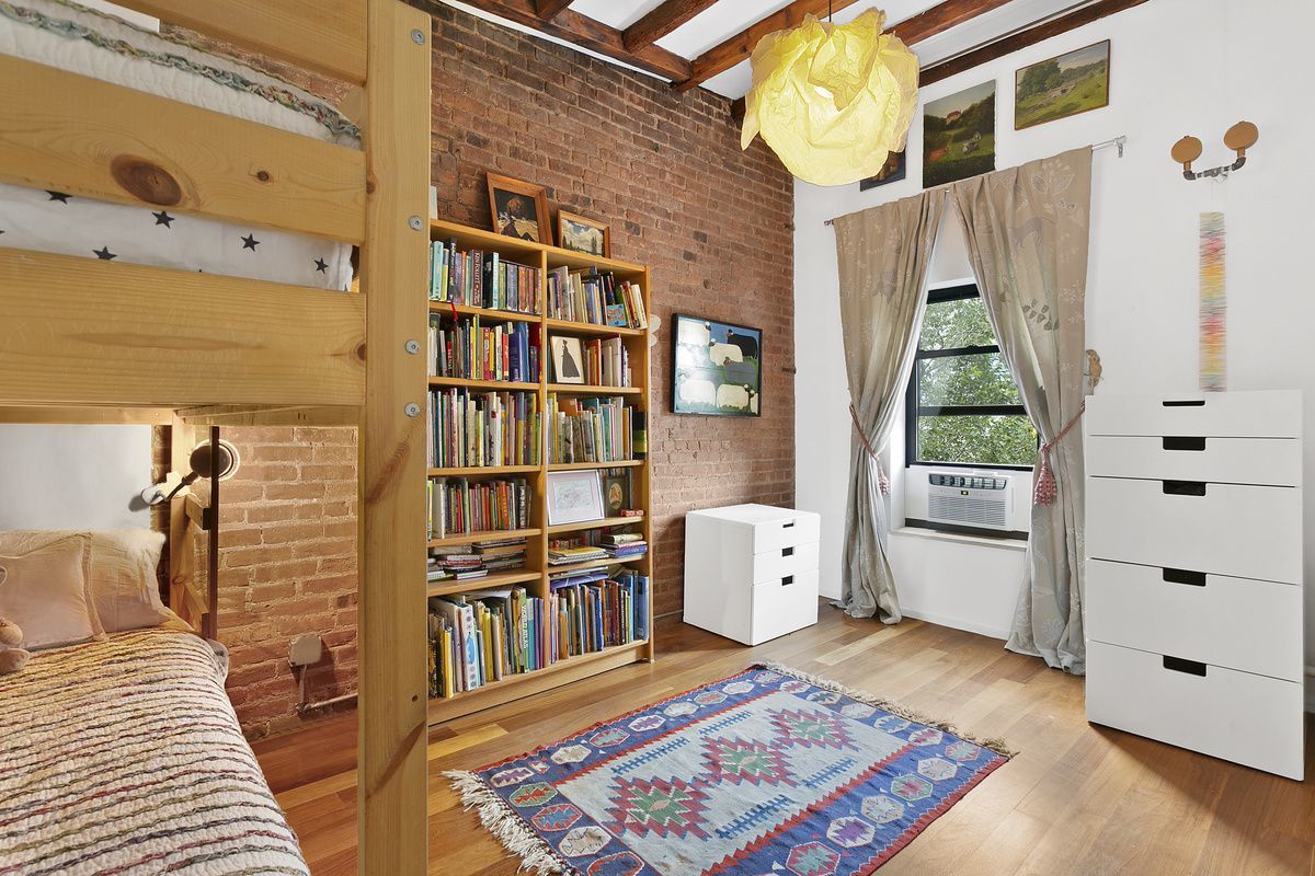 366 East 8th Street, Unit 4 Manhattan, NY 10009 - Photo 5 of 8