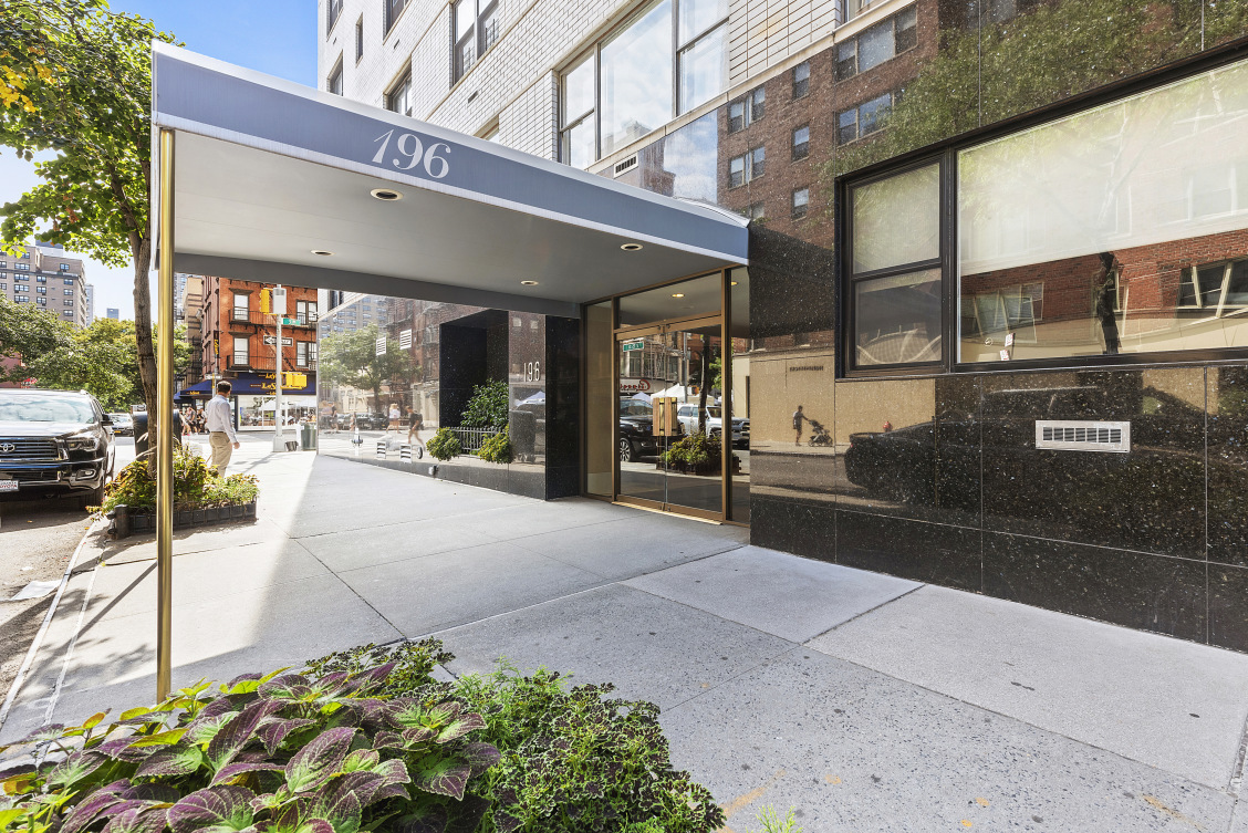 196 E 75th St, Manhattan, NY 10021 - Photo 2 of 4