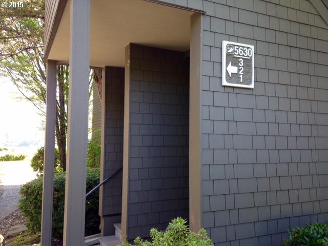 5630 South Riverside Lane, Unit 1 Portland, OR 97239 - Photo 13 of 14 Gallery Image 13