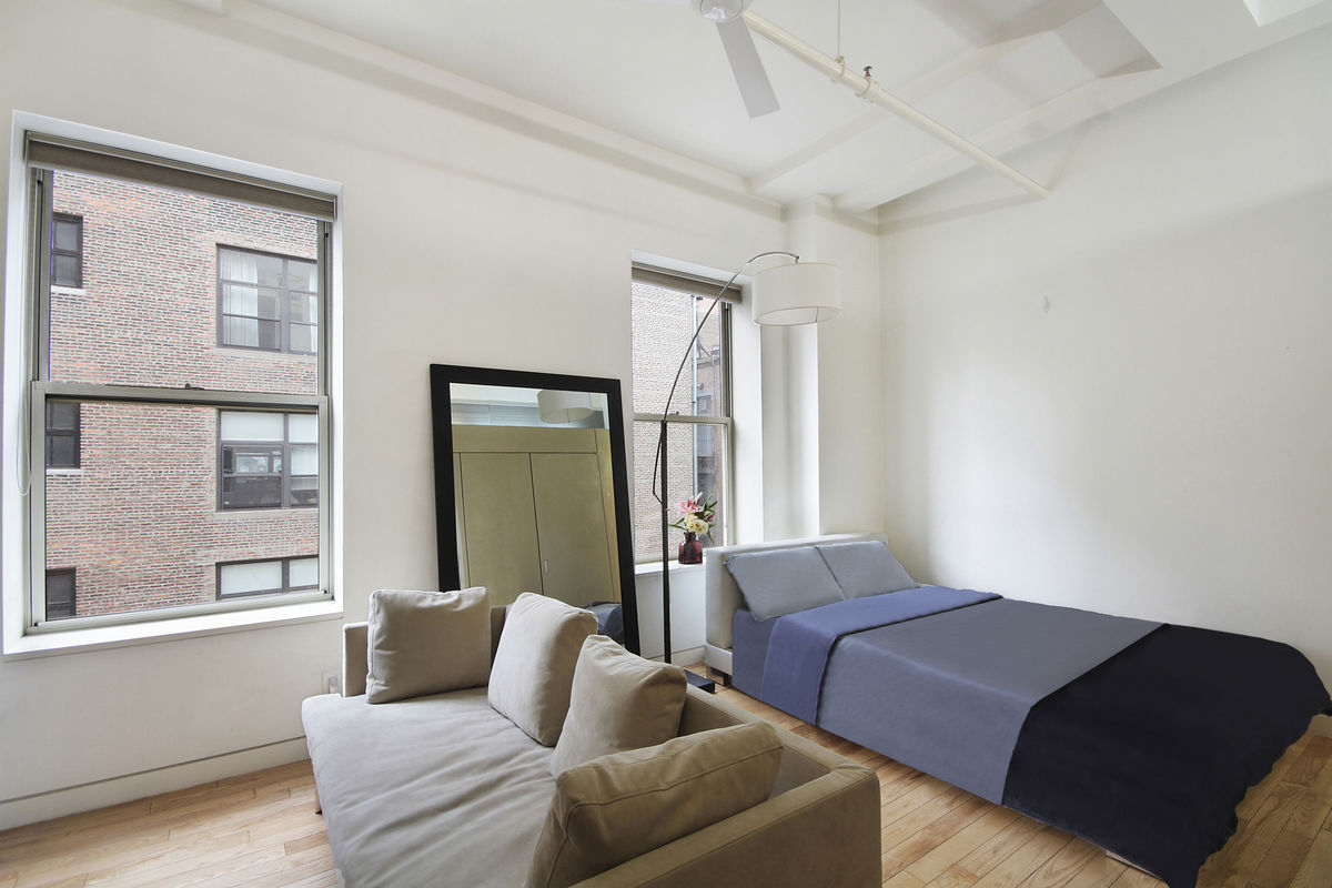 16 West 19th Street, Unit 9D Manhattan, NY 10011 - Photo 2 of 5