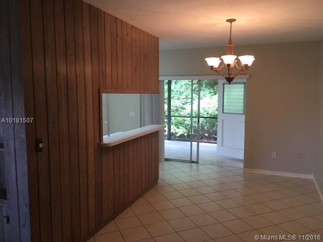 11747 Southwest 81st Road Pinecrest, FL 33156 - Photo 15 of 16 Gallery Image 15