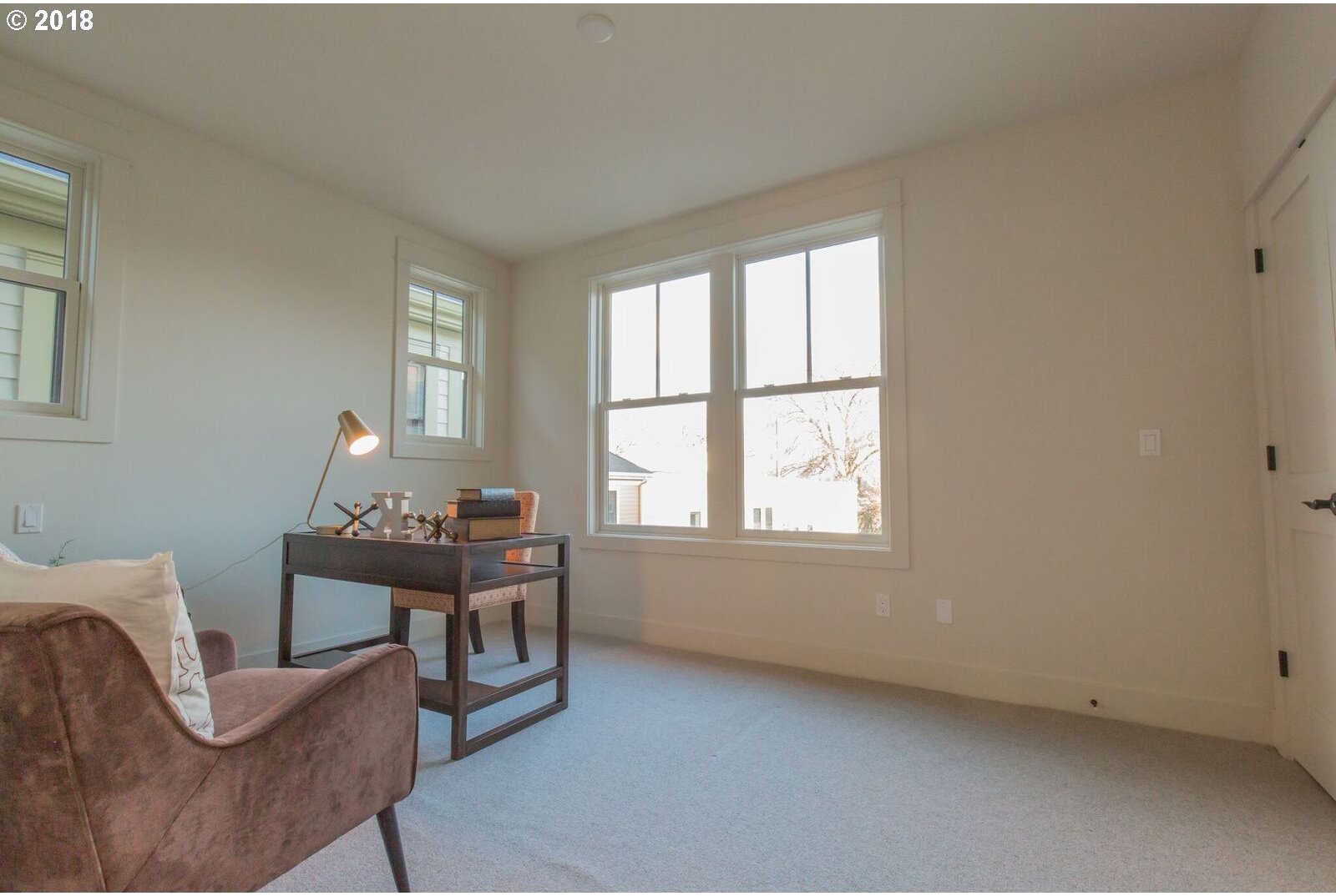 126 Southwest Grover Street, Unit 1 Portland, OR 97239 - Photo 9 of 32 Gallery Image 9