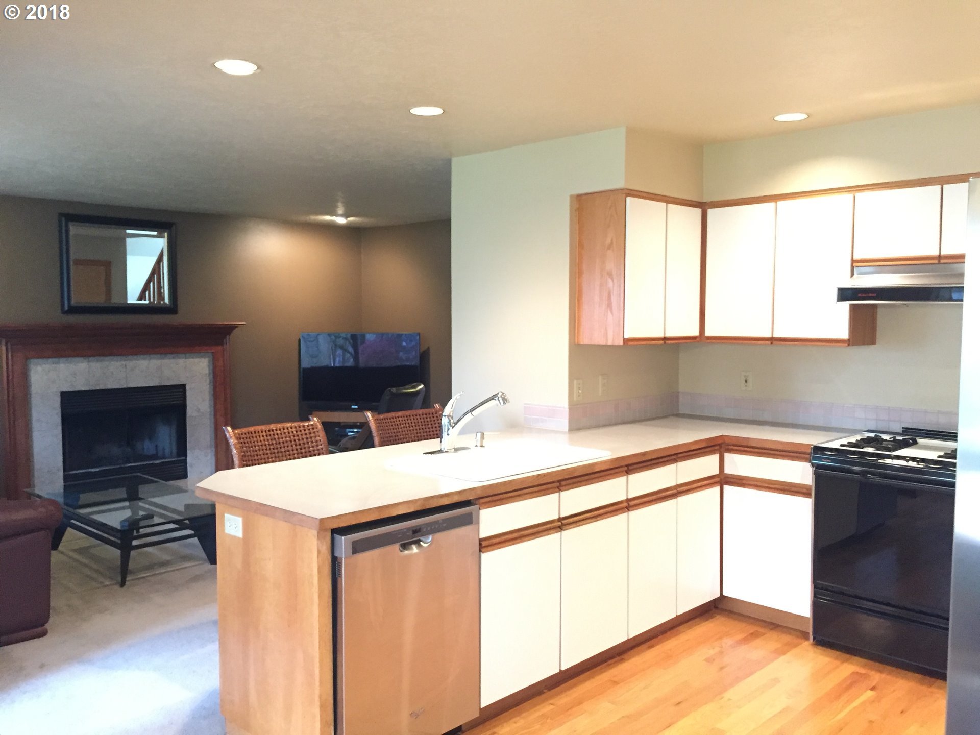 1267 Northwest Weybridge Way Beaverton, OR 97006 - Photo 11 of 28