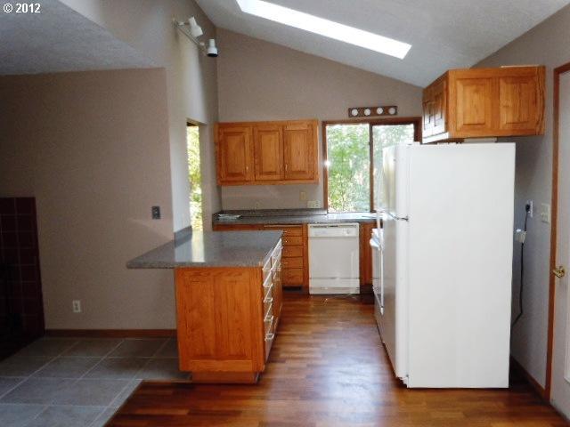 35900 Northeast Chamberlain Road Corbett, OR 97019 - Photo 4 of 16 Gallery Image 4