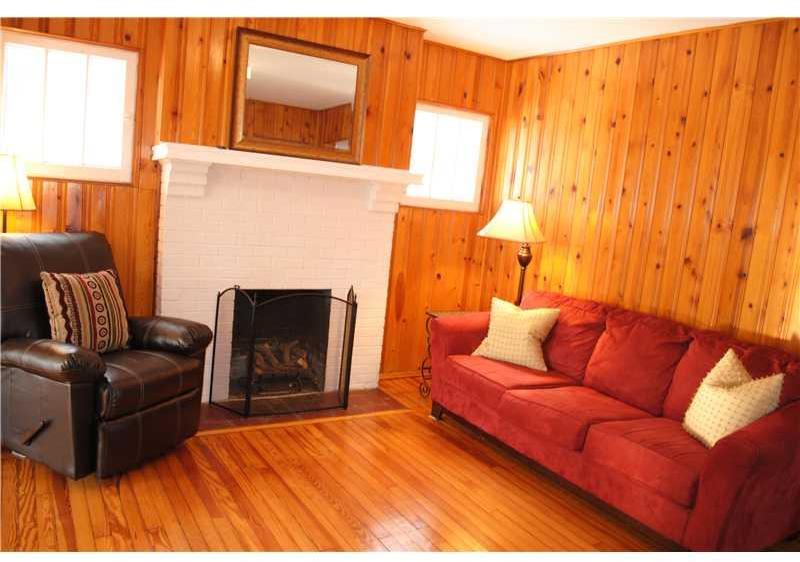 905 Fairview Road Pittsburgh, PA 15238 - Photo 9 of 17 Gallery Image 9