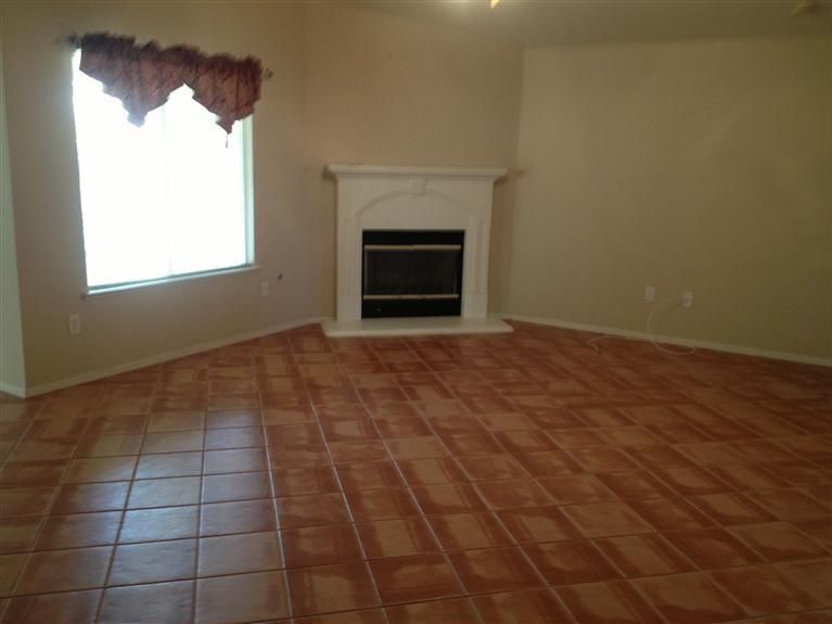 Undisclosed Address Delano, CA 93215 - Photo 3 of 8
