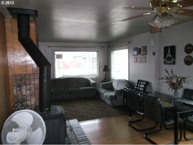 614 Southwest Court Avenue Pendleton, OR 97801 - Photo 6 of 12