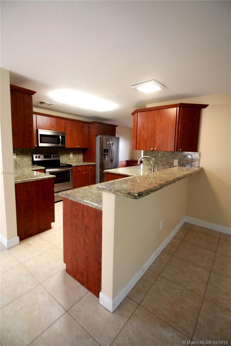 14459 Southwest 40th Street Miami, FL 33185 - Photo 7 of 22