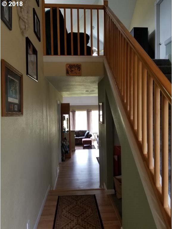 271 A South Fairway Road Wamic, OR 97063 - Photo 3 of 28 Gallery Image 3