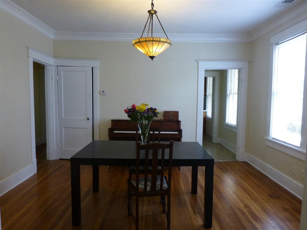 1584 Forrest Drive Memphis, TN 38112 - Photo 5 of 16