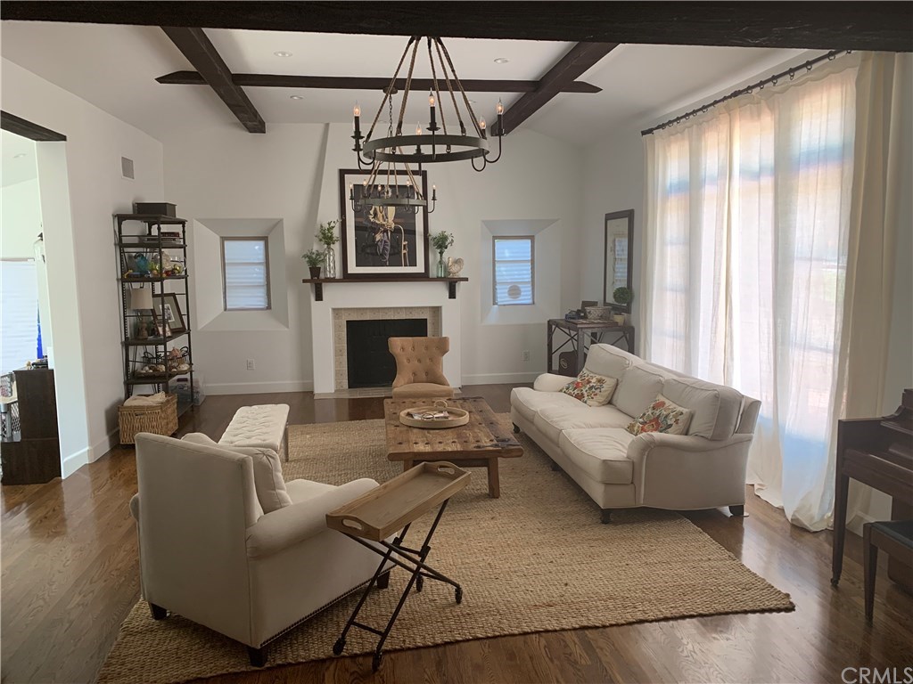 2062 Midwick Drive Altadena, CA 91001 - Photo 7 of 51