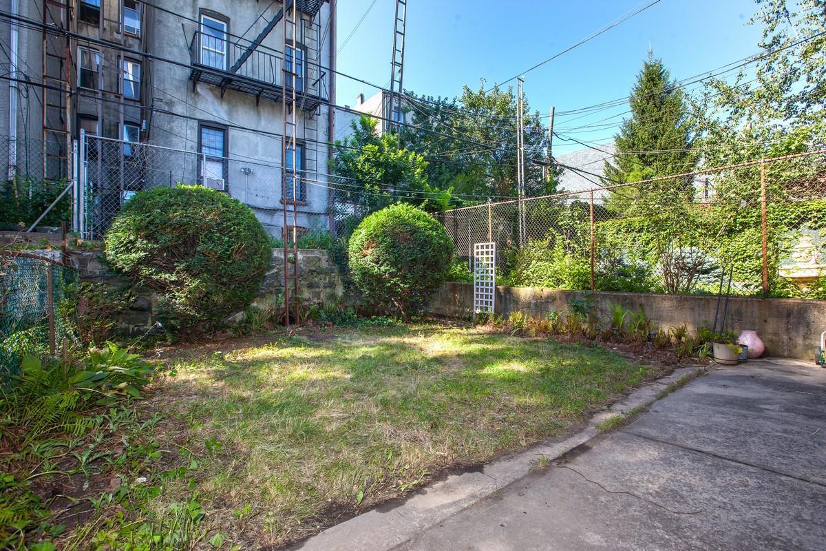 132 Java Street, Unit 1 Brooklyn, NY 11222 - Photo 1 of 7