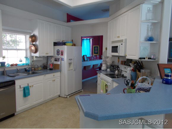173 Cedar Ridge Circle St. Augustine, FL 32080 - Photo 10 of 15 Easy service to formal dining