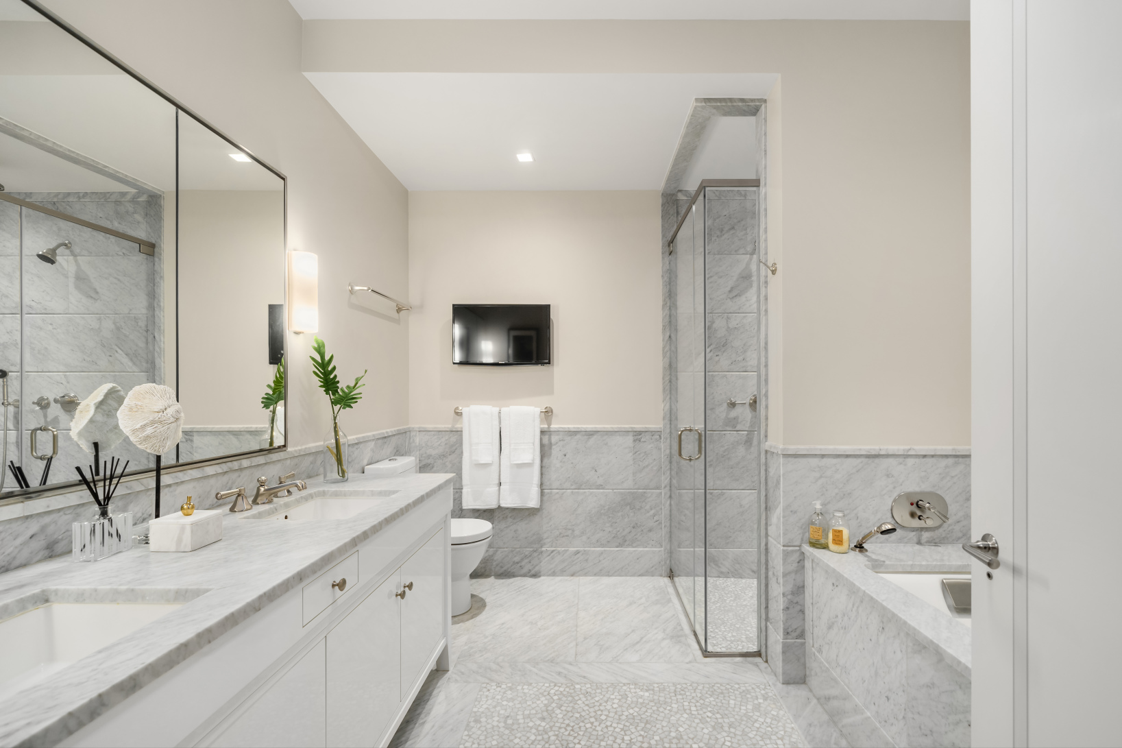 10 Madison Square West, Unit 7D Manhattan, NY 10010 - Photo 8 of 12