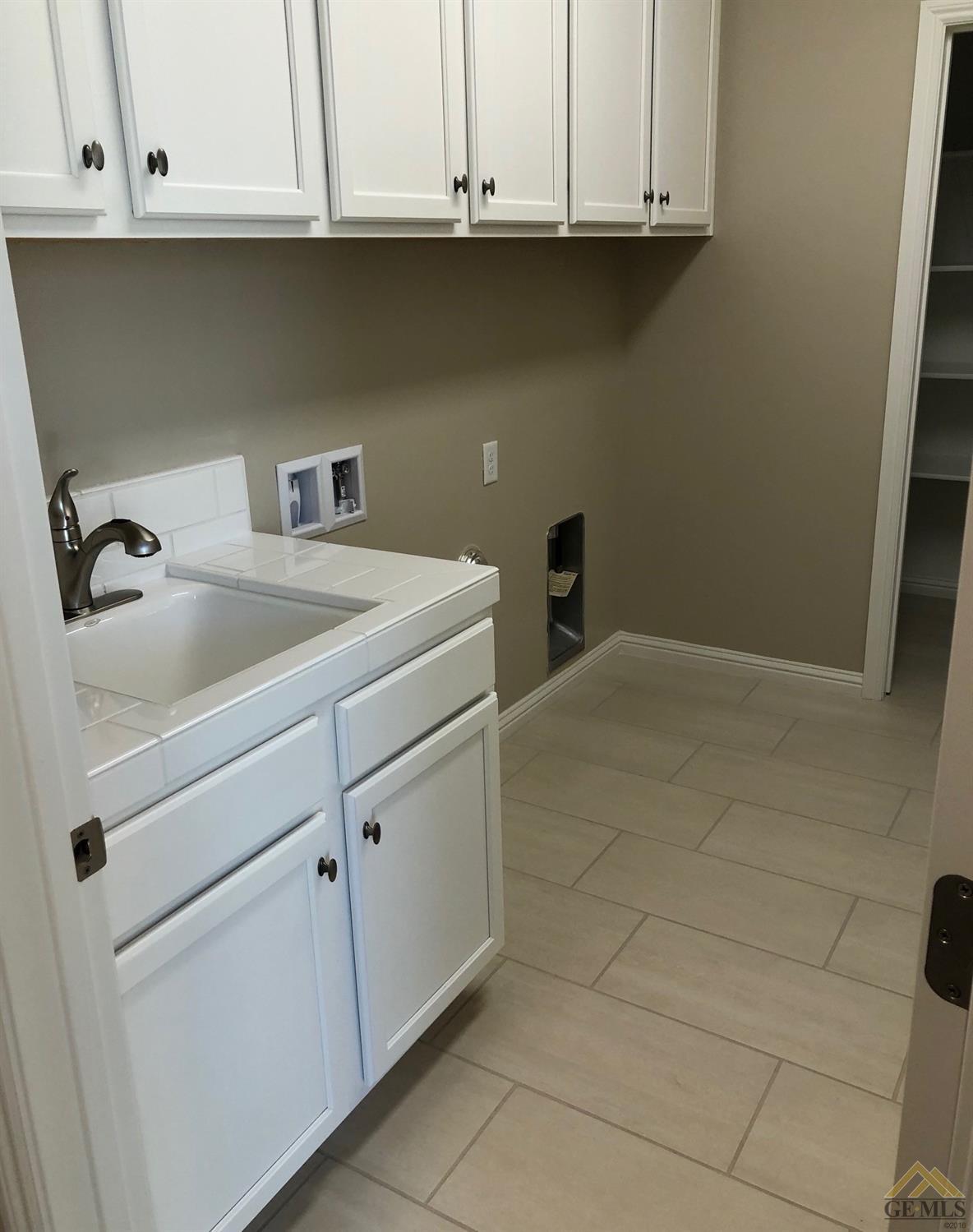 14308 EBRINGTON Drive Bakersfield, CA 93311 - Photo 5 of 18