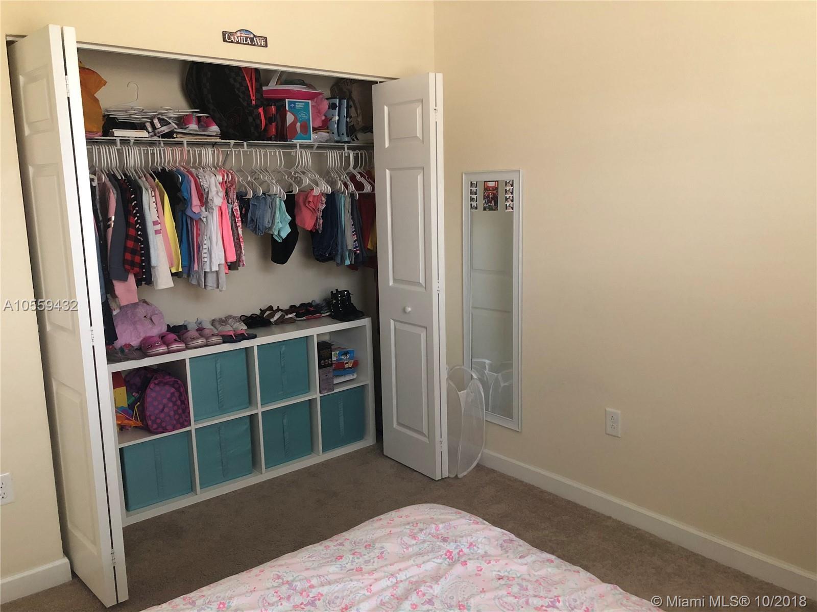 17035 Southwest 96th Street Miami, FL 33196 - Photo 15 of 20