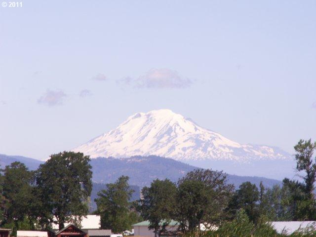 1837 Tucker Road Hood River, OR 97031 - Photo 3 of 16