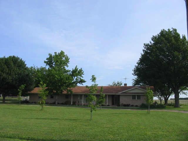 7878 Gregory Road Sanger, TX 76266 - Photo 1 of 1