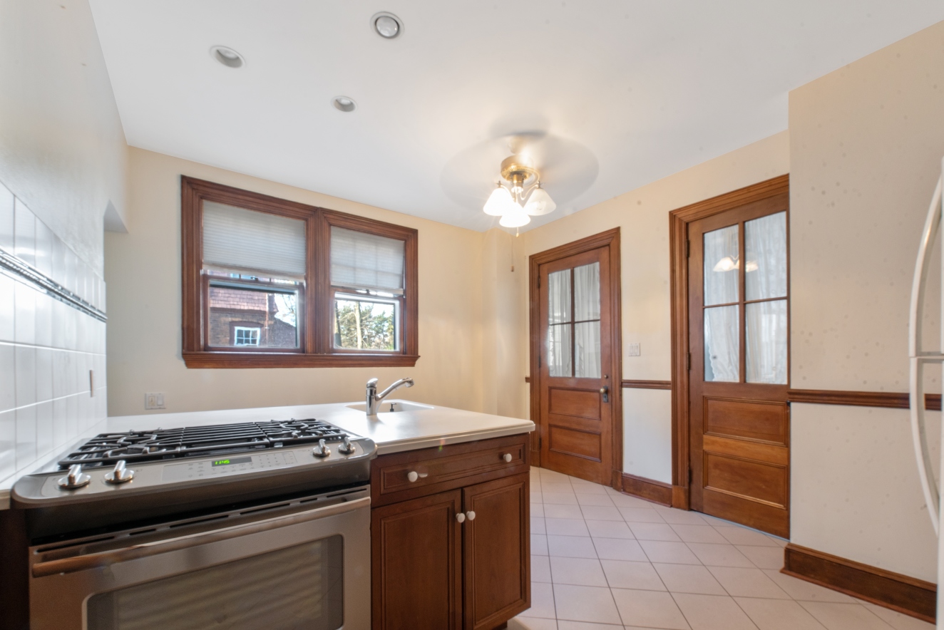 140 Tysen Street, Unit WHOLE Staten Island, NY 10301 - Photo 18 of 32