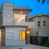 $2,295,000 | 253 Kolmar Street, La Jolla, CA 92037