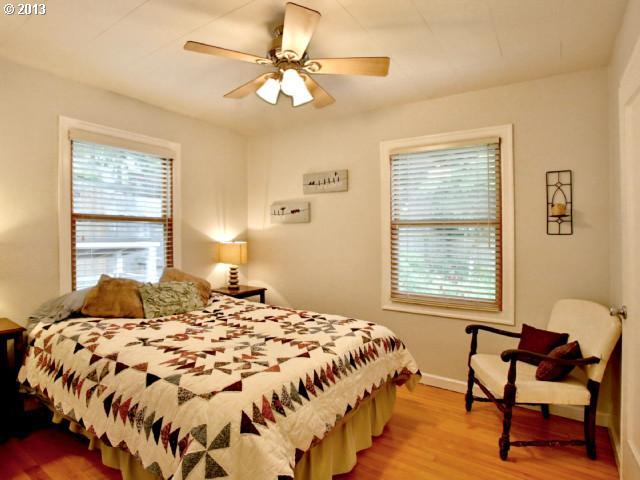 7330 Southwest 29th Avenue Portland, OR 97219 - Photo 10 of 16 Gallery Image 10