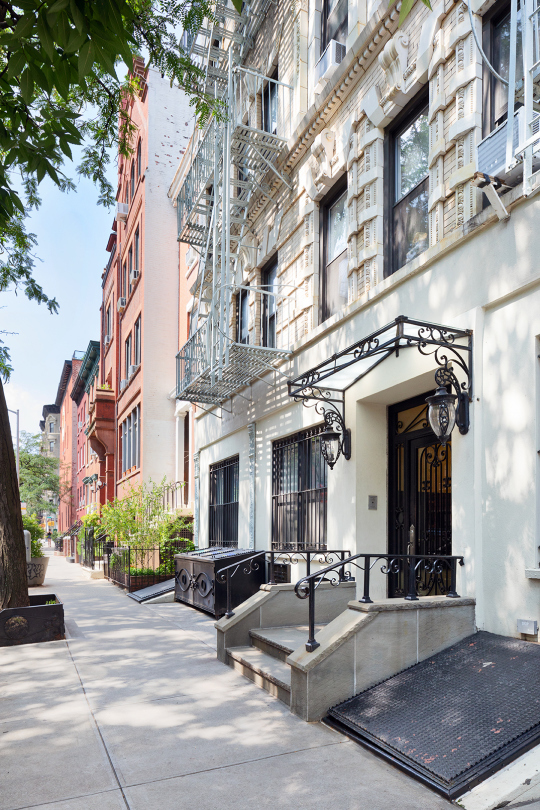 315 E 12th St, Manhattan, NY 10003 - Photo 2 of 2