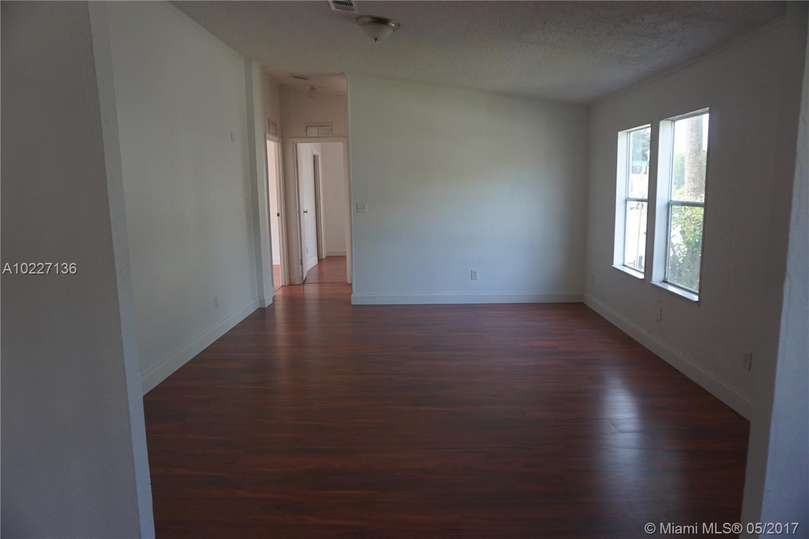 22850 Cascade Road Boca Raton, FL 33428 - Photo 9 of 16