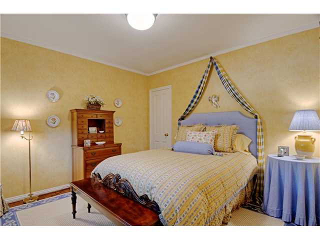 3311 Kellogg Way San Diego, CA 92106 - Photo 22 of 25 lovely rooms....