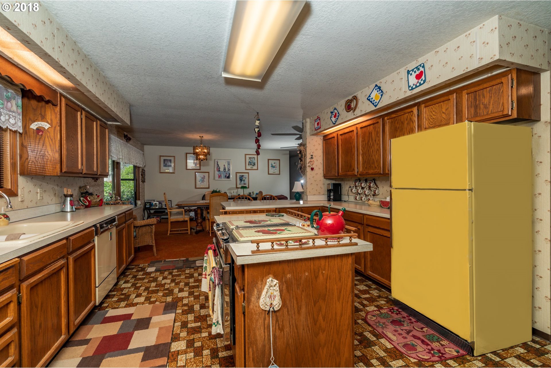 17831 North Bank Road Roseburg, OR 97470 - Photo 11 of 29 Gallery Image 11