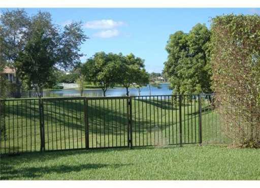 2825 Windmill Ranch Road Weston, FL 33331 - Photo 8 of 21