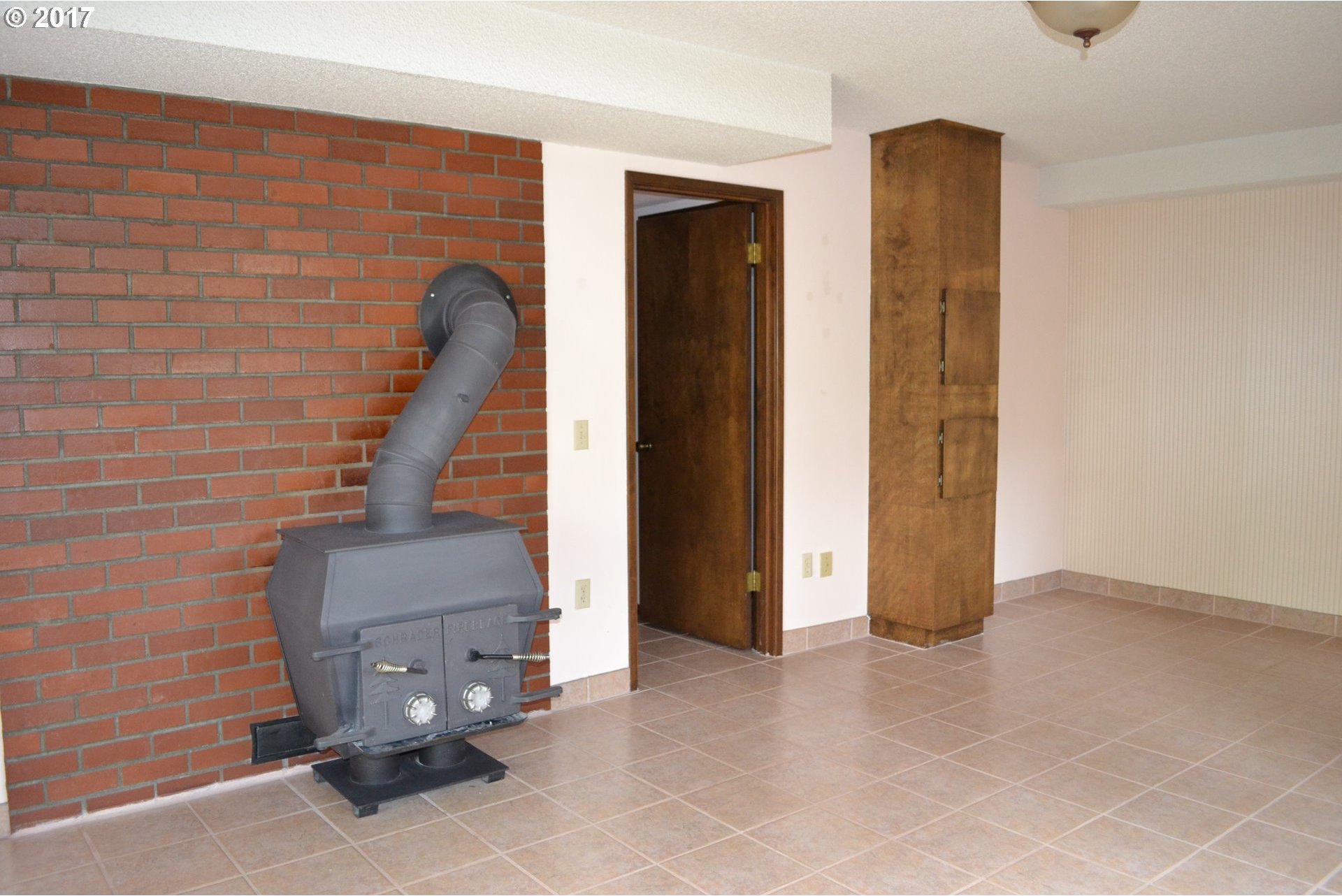 2986 Shute Road Hood River, OR 97031 - Photo 17 of 32 Gallery Image 17