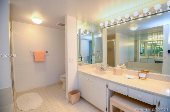 50 South Beach Road, Unit 404 Tequesta, FL 33469 - Photo 14 of 25