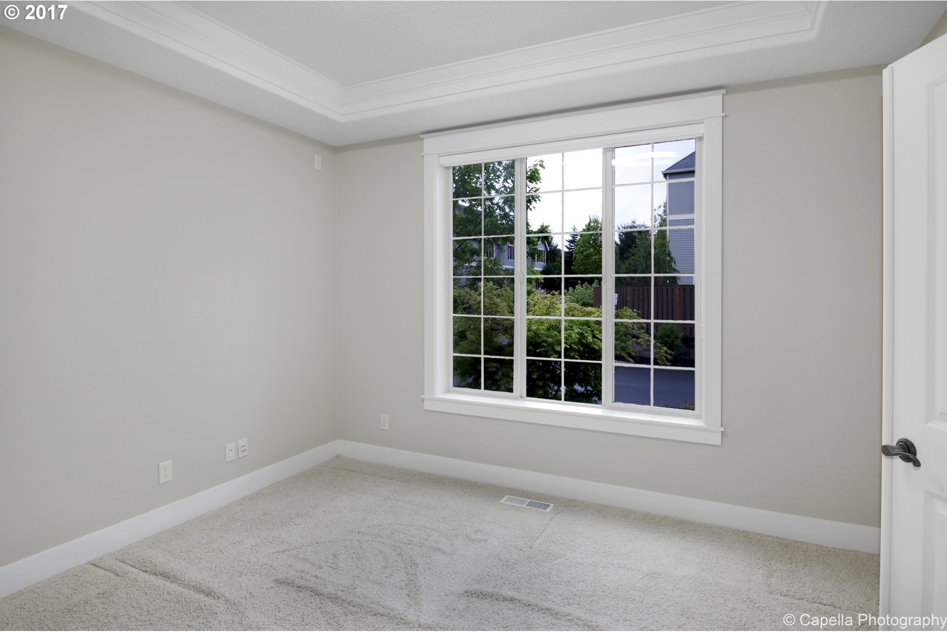 12033 Southwest Stringer Lane Tigard, OR 97224 - Photo 21 of 26 Gallery Image 21