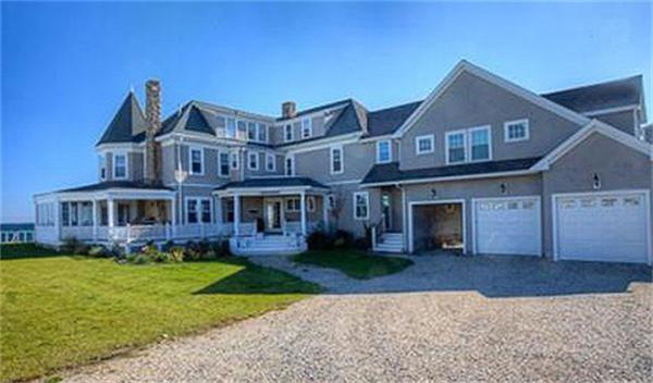 7 Surfside Road Scituate, MA 02066 - Photo 2 of 29