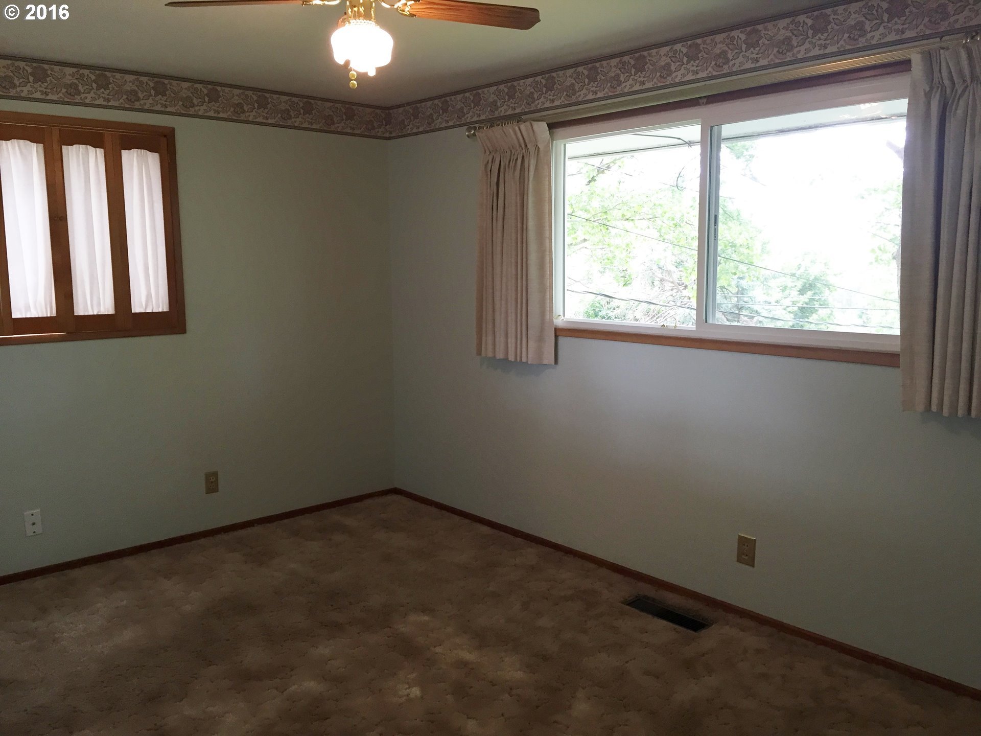 711 Southwest 29th Street Pendleton, OR 97801 - Photo 3 of 12