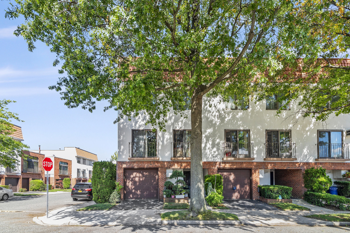 128-03 Pearl Road, Unit 23C Queens, NY 11356 - Photo 1 of 8