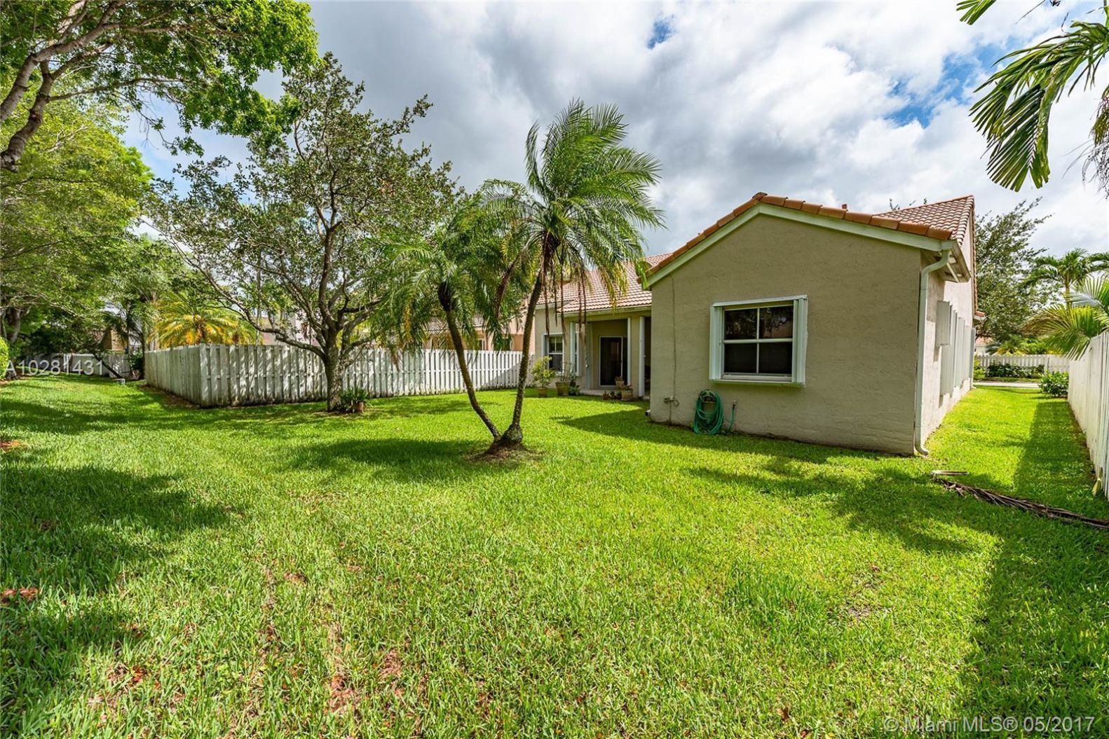 561 Slippery Rock Road Weston, FL 33327 - Photo 19 of 27 Gallery Image 19