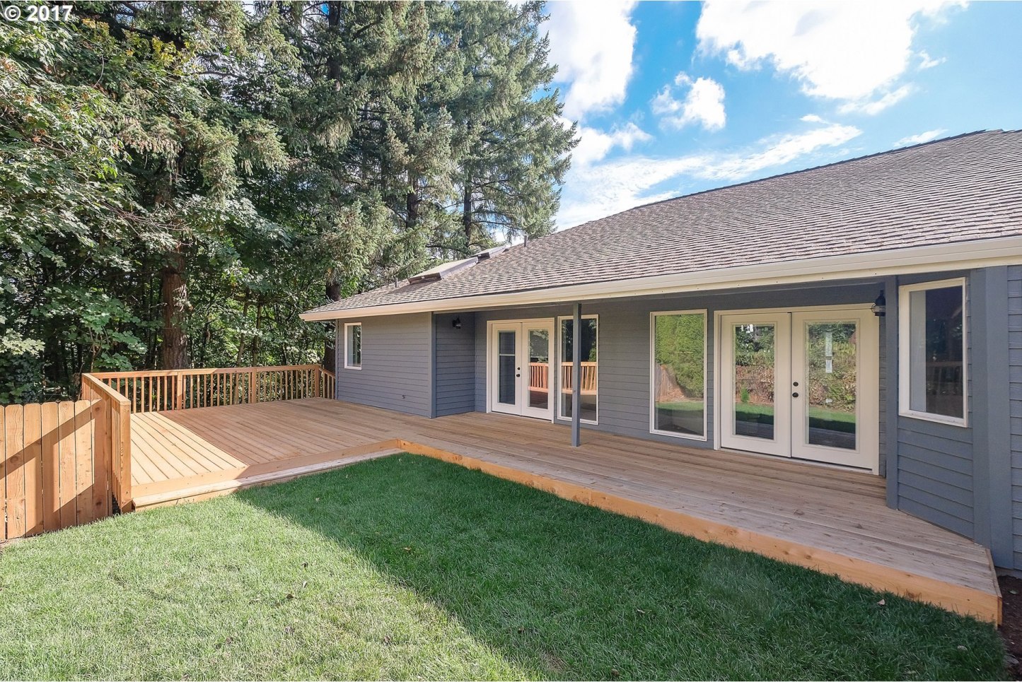 10127 Southwest Lancaster Road Portland, OR 97219 - Photo 14 of 23 Gallery Image 14