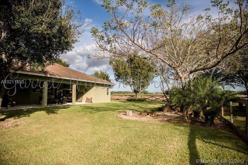 19302 Southwest 292nd Street Homestead, FL 33030 - Photo 23 of 29