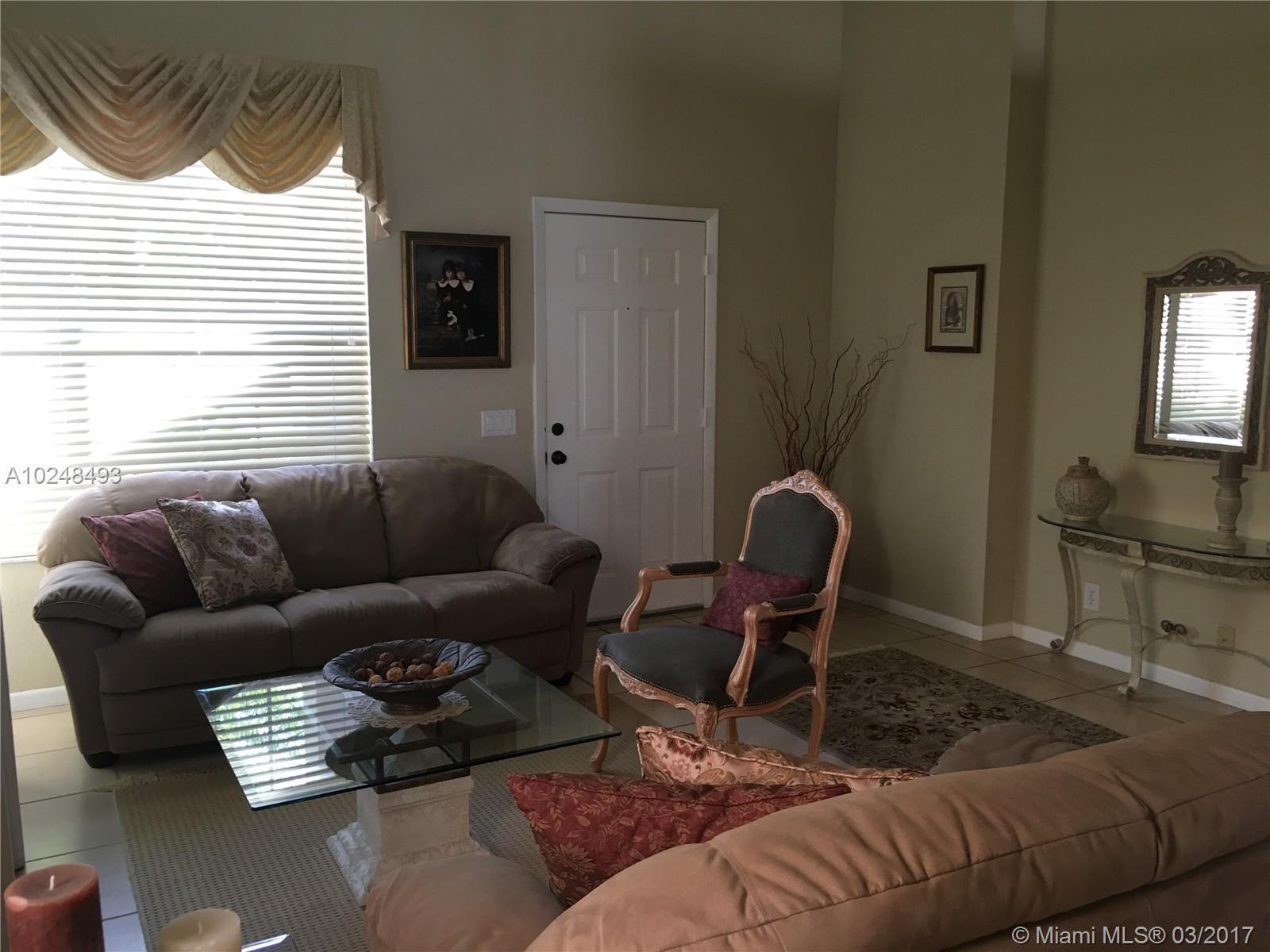 834 Falling Water Road Weston, FL 33326 - Photo 2 of 10