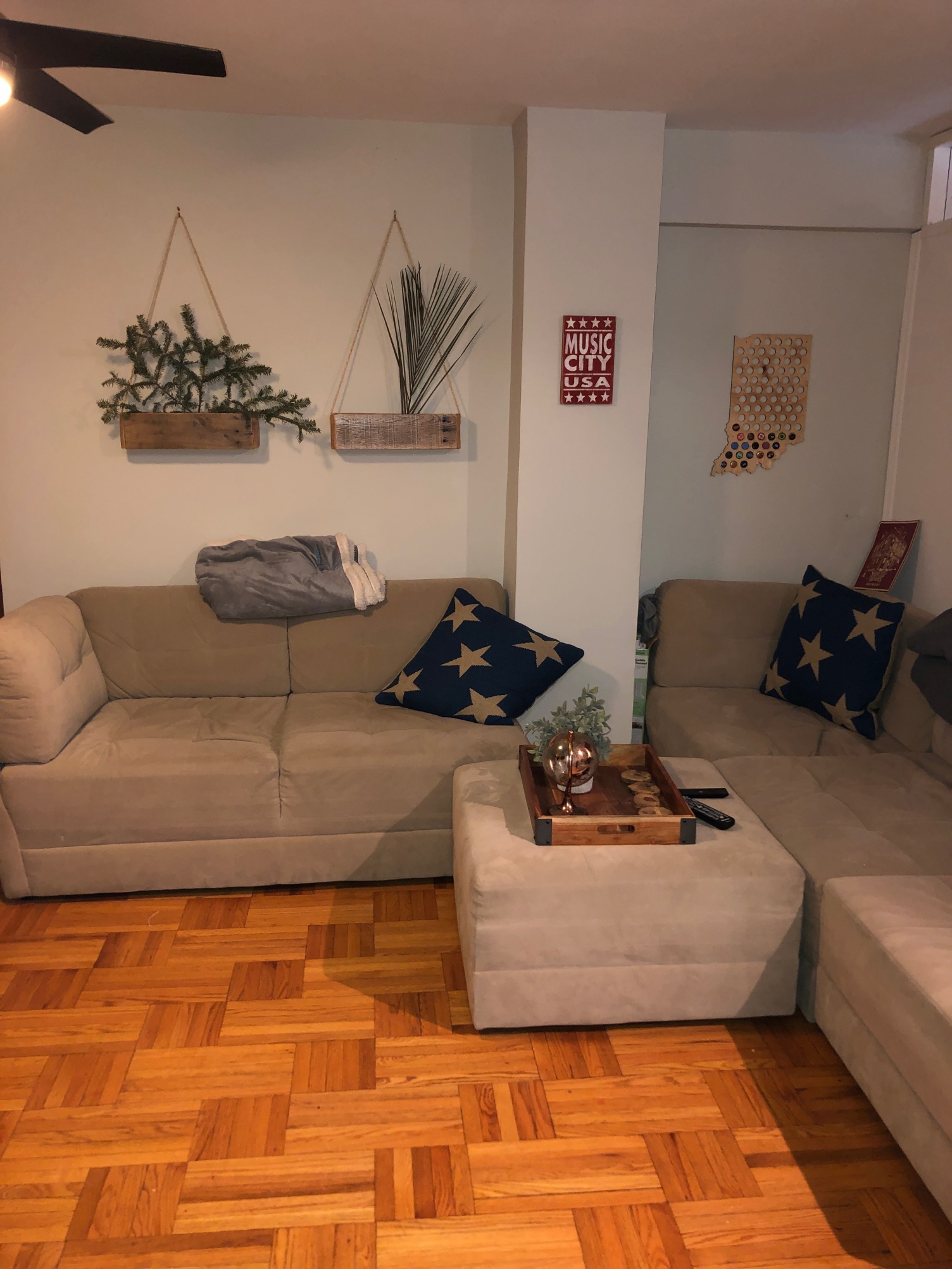 210 East 47th Street, Unit 3H Manhattan, NY 10017 - Photo 3 of 10