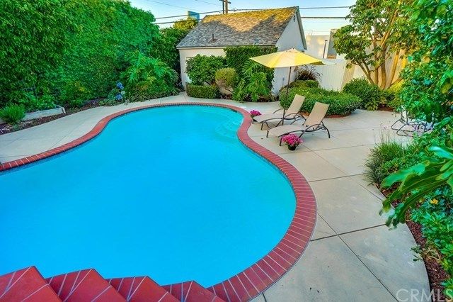 $1,062,500 | 3848 Linden Avenue, Long Beach, CA 90807